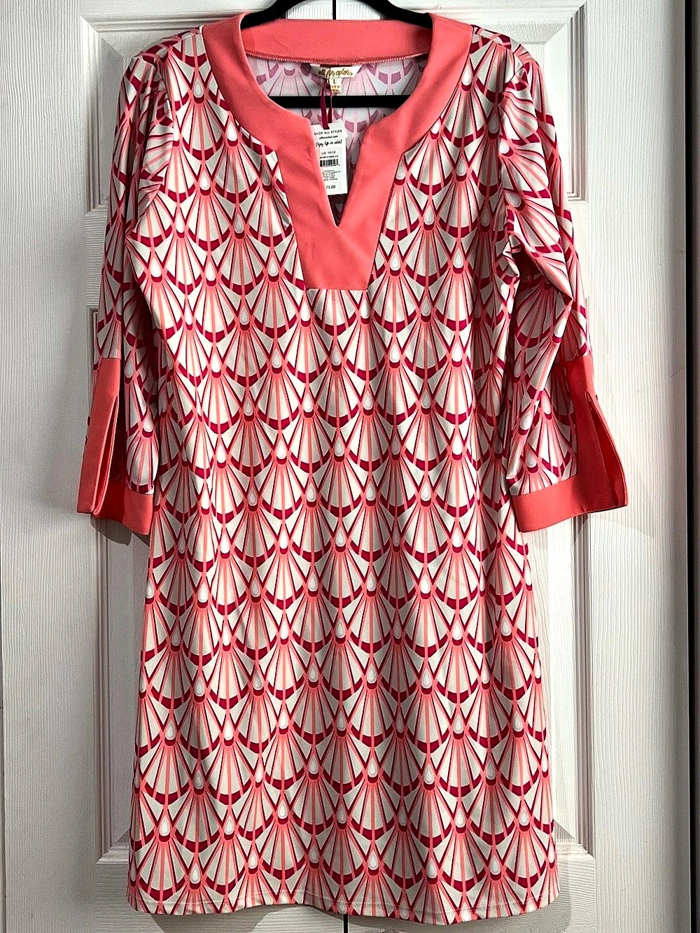 🧡🩷🆕 All for Color Geometric Shells Mini Dress Pink & White Large